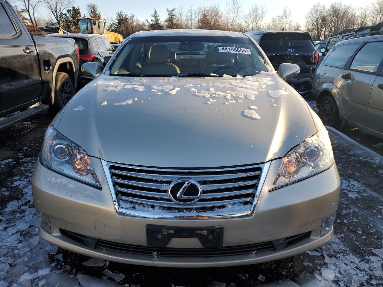 2011 Lexus ES VIN JTHBK1EG6B2424755 Copart auction photo, side / minor dent/scratches damage thumbnail 5