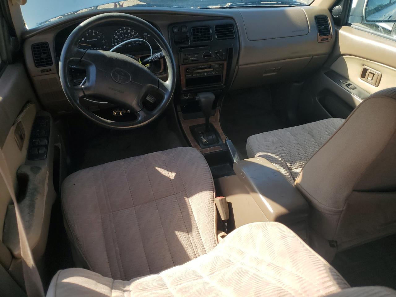1998 Toyota 4Runner VIN JT3GN86R7W0065462 Copart auction photo, undercarriage / side damage thumbnail 8