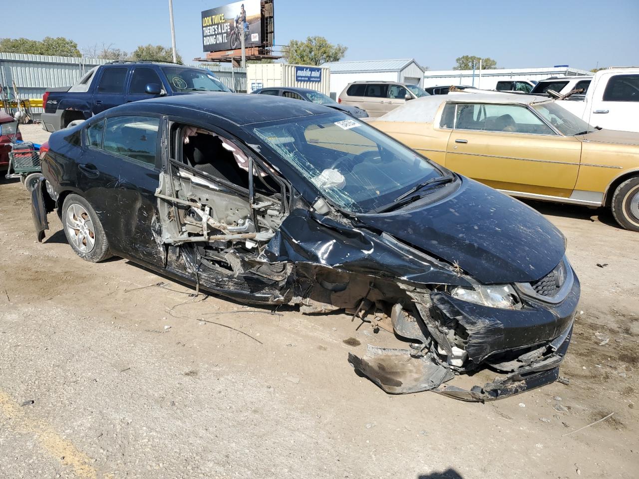 2014 Honda Civic VIN 19XFB2F51EE062539 Copart auction photo, all over damage thumbnail 4