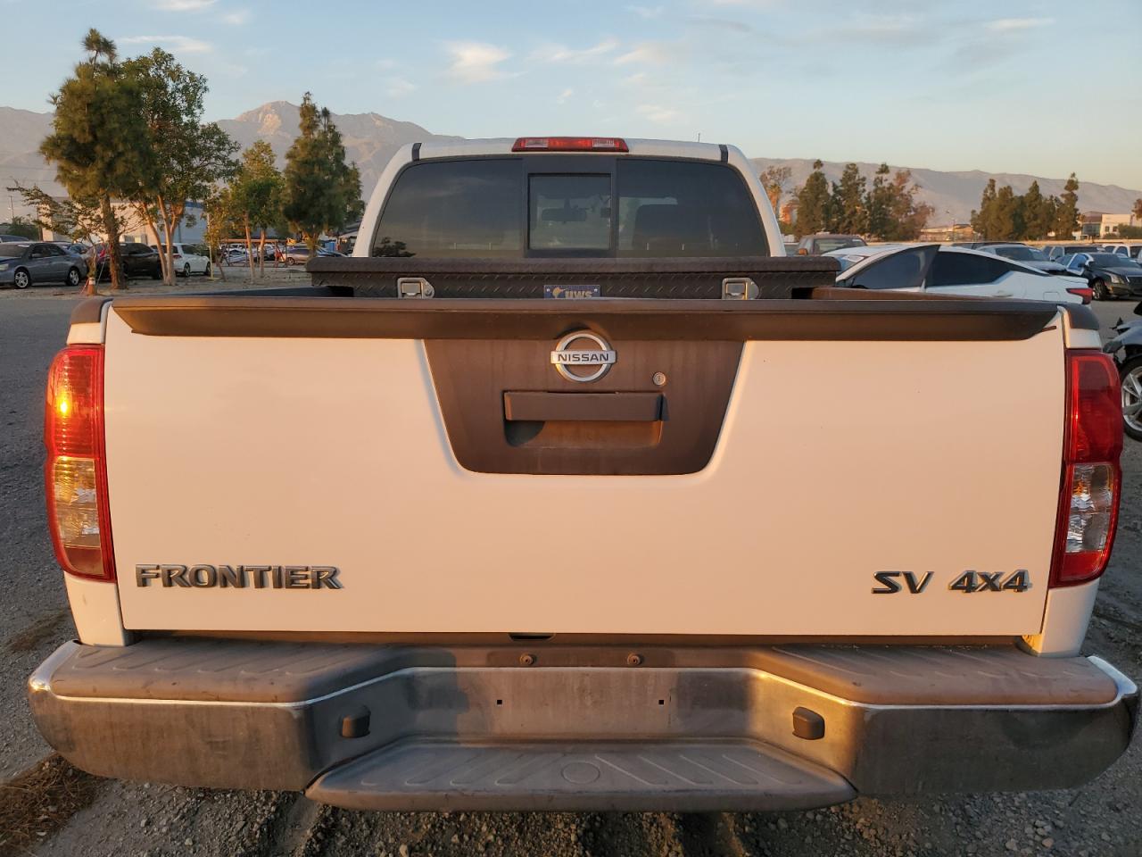 2017 Nissan Navara (Frontier) VIN 1N6AD0CW7HN767526 Copart auction photo, mechanical damage thumbnail 6
