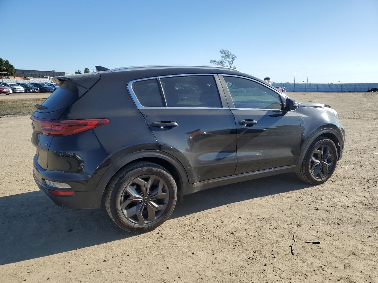 2020 KIA Sportage VIN KNDP63AC0L7684888 Copart auction photo, front end damage thumbnail 3
