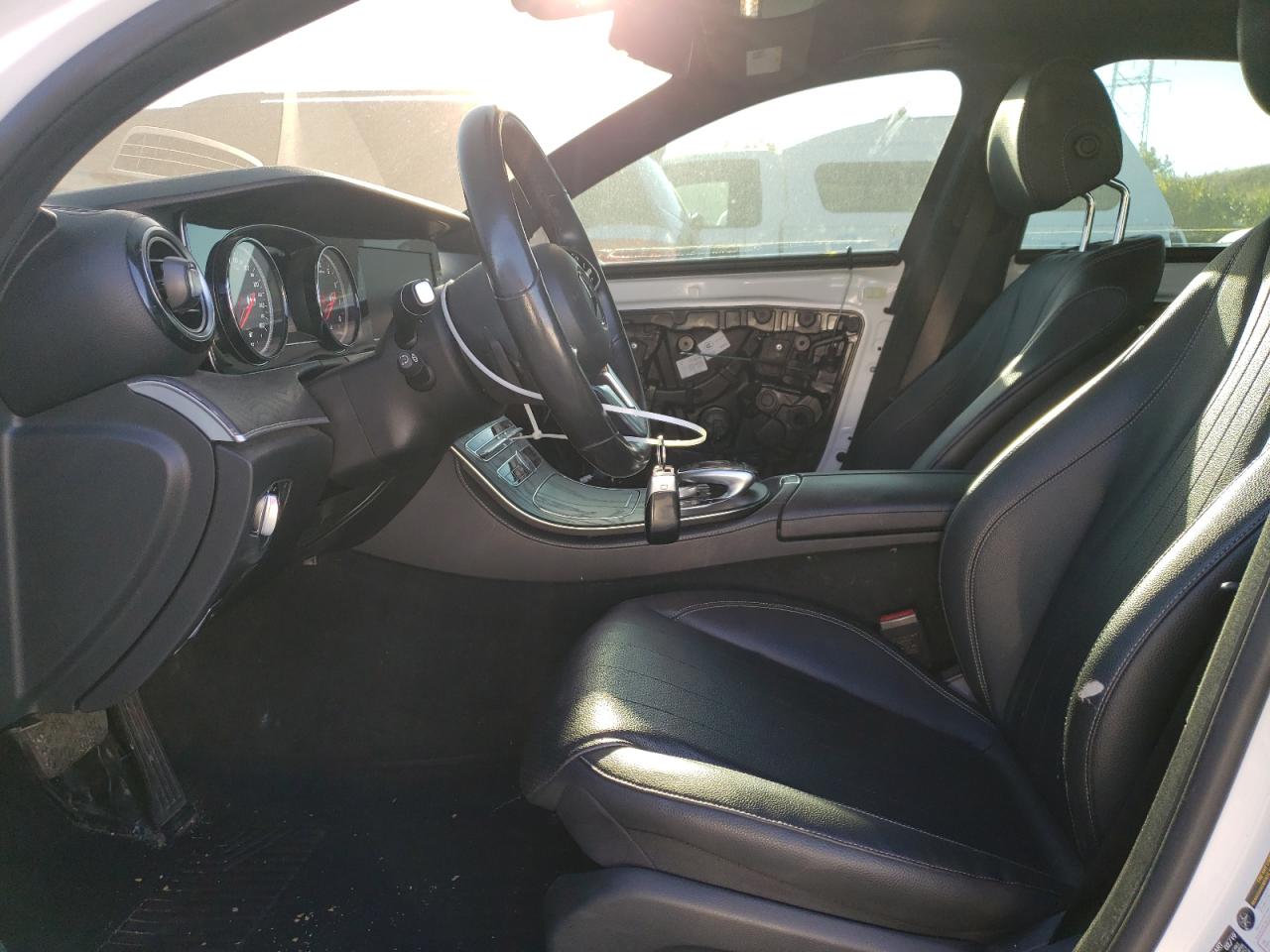 2019 Mercedes-Benz E-klasse VIN WDDZF4KB4KA618985 Copart auction photo, hail / minor dent/scratches damage thumbnail 7