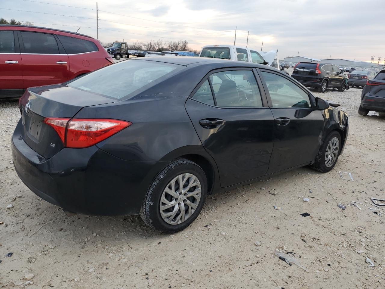 2019 Toyota Corolla VIN 2T1BURHE5KC234547 Copart auction photo, front end damage thumbnail 3