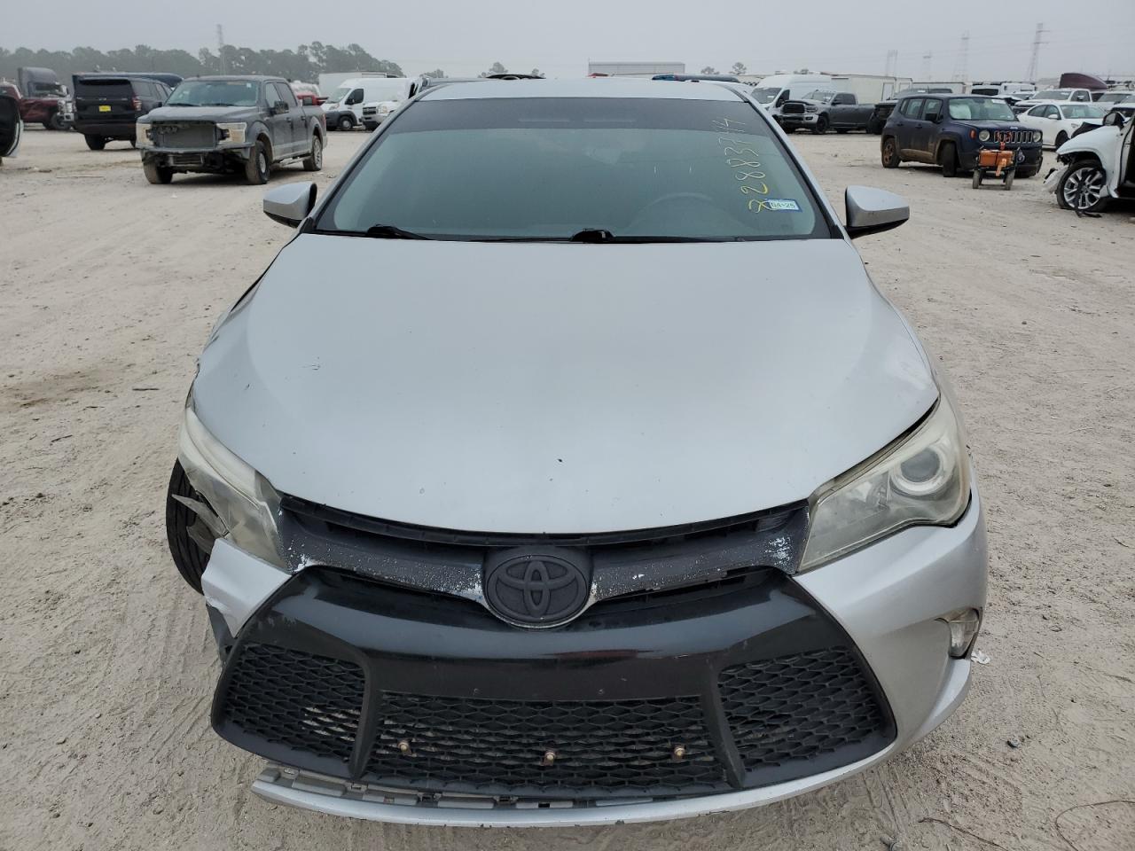 2017 Toyota Camry VIN 4T1BF1FKXHU339063 Copart auction photo, front end damage thumbnail 5