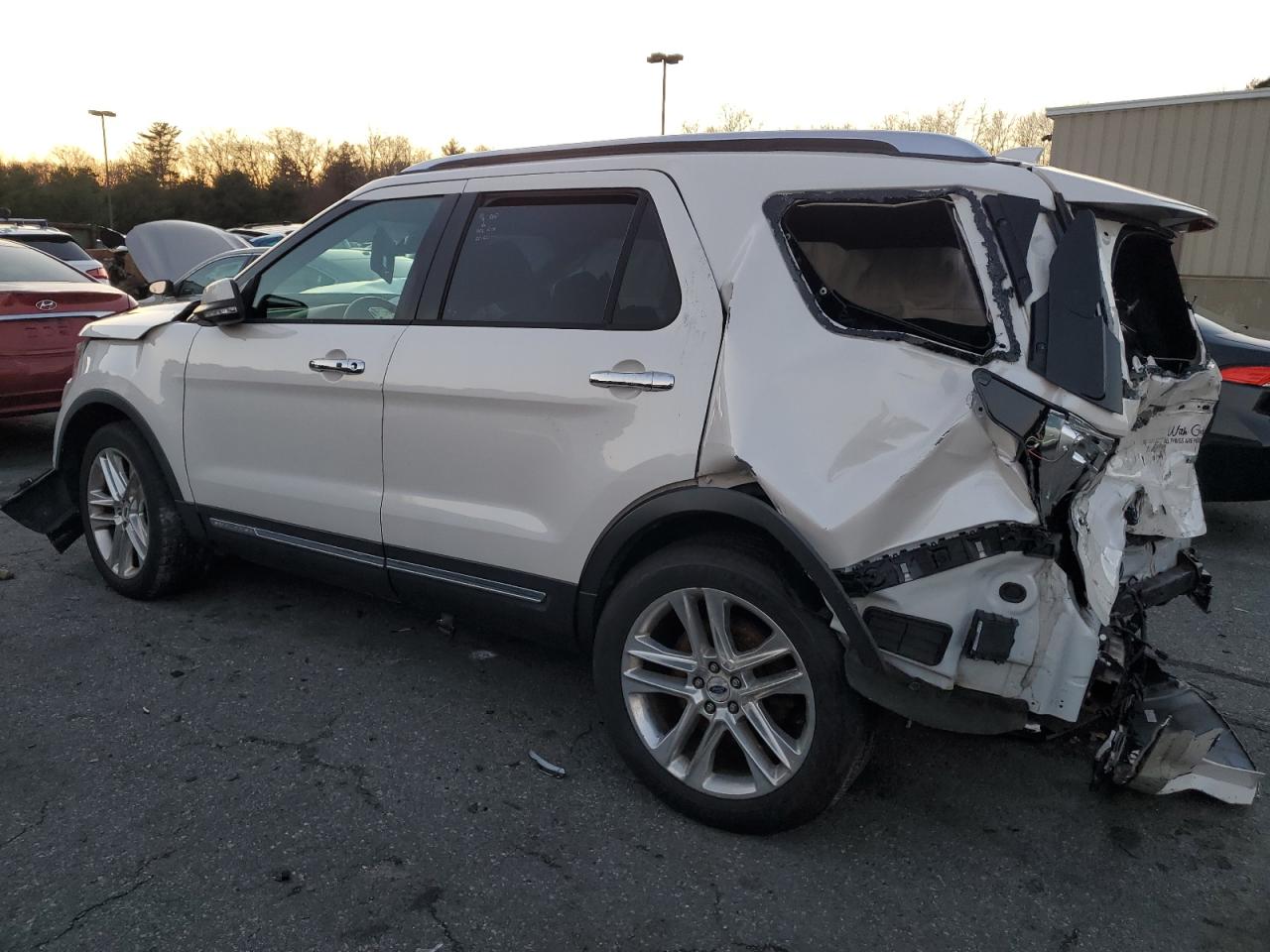 2016 Ford Explorer VIN 1FM5K8F83GGC42869 Copart auction photo, all over damage thumbnail 2