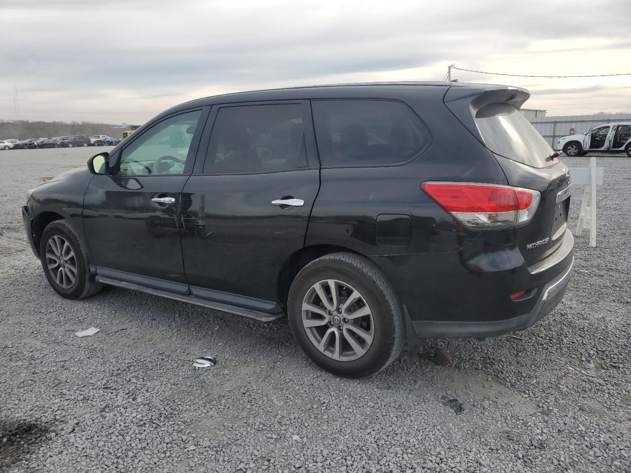 2014 Nissan Pathfinder VIN 5N1AR2MM9EC722474 Copart auction photo, front end / minor dent/scratches damage thumbnail 2