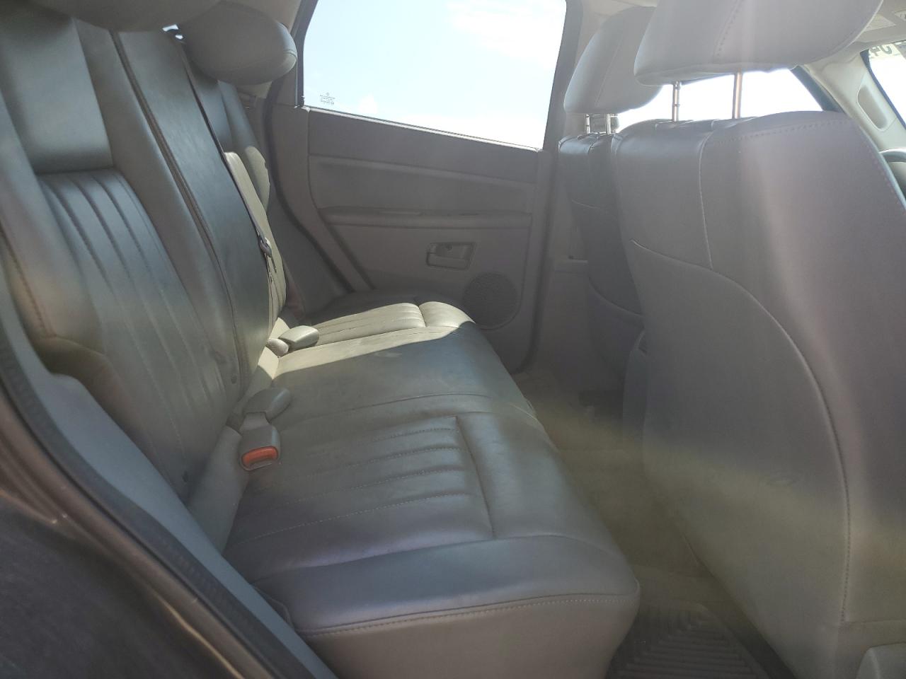 2005 Jeep Grand Cherokee VIN 1J4GR48K65C565726 Copart auction photo, front end / minor dent/scratches damage thumbnail 12