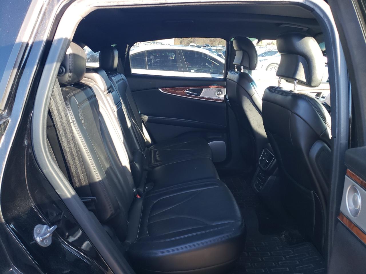 2016 Lincoln MKX VIN 2LMTJ8LR0GBL39269 Copart auction photo, front end damage thumbnail 11