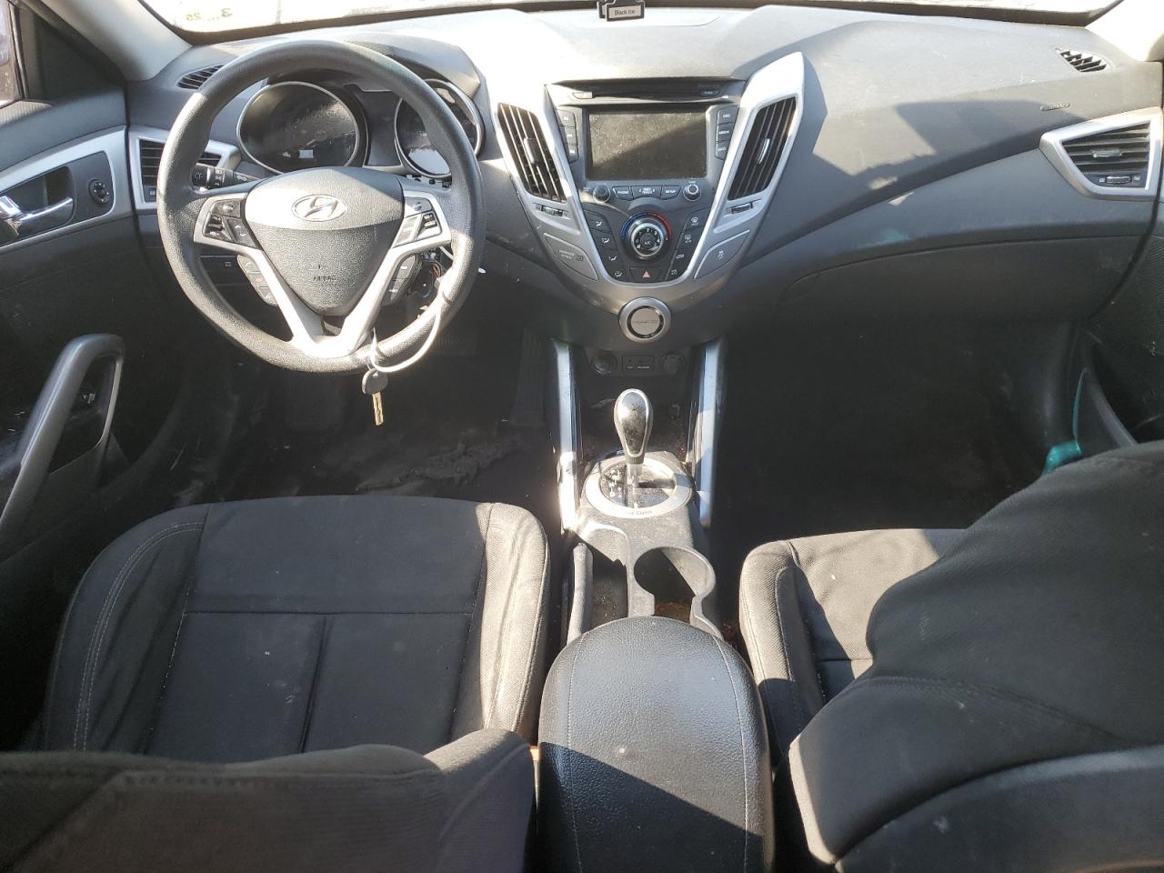 2015 Hyundai Veloster VIN KMHTC6AD1FU223850 Copart auction photo, vandalism / rear end damage thumbnail 8