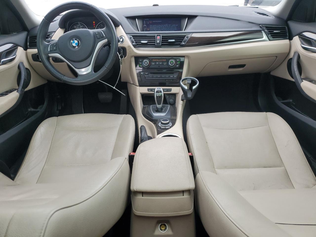 2015 BMW X1 VIN WBAVM1C54FVW56864 Copart auction photo, front end / side damage thumbnail 8