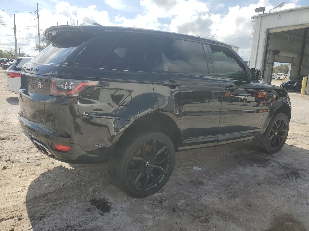2020 Land Rover Range Rover VIN SALWZ2RE5LA725837 Copart auction photo, water/flood damage thumbnail 3