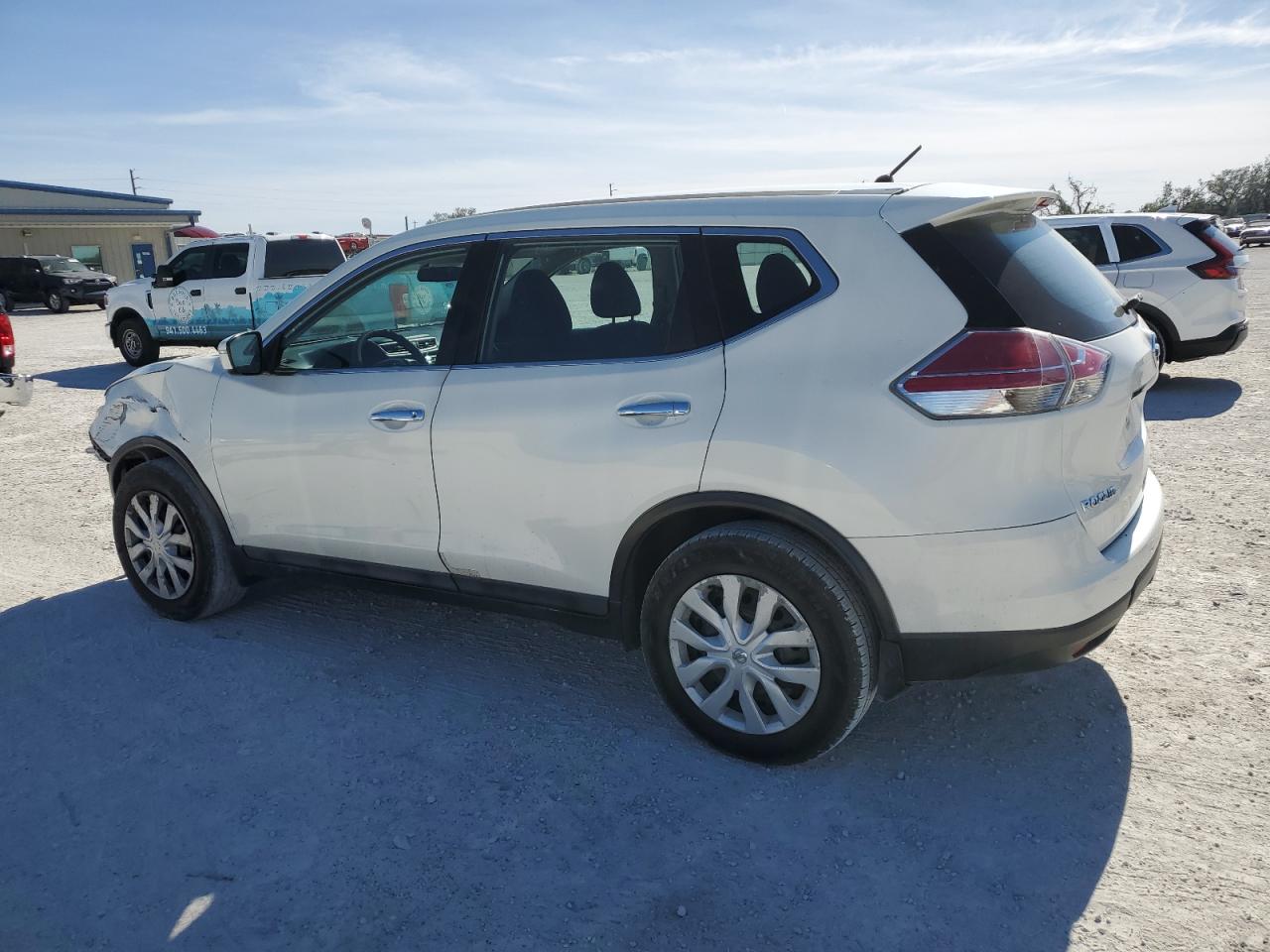 2015 Nissan Rogue VIN 5N1AT2MT2FC770683 Copart auction photo, front end damage thumbnail 2