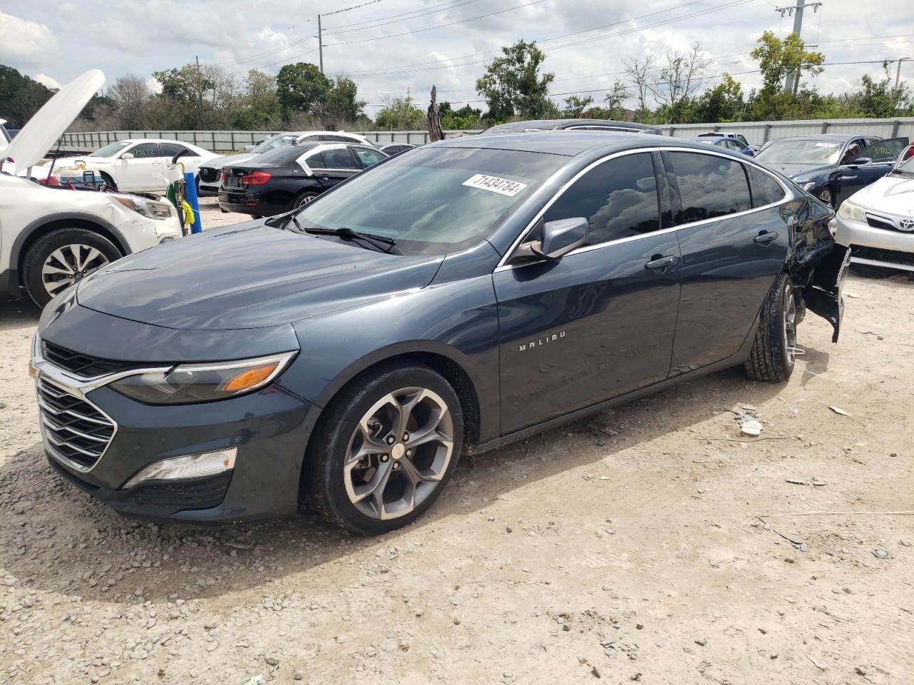 2020 Chevrolet Malibu VIN 1G1ZD5ST5LF105935