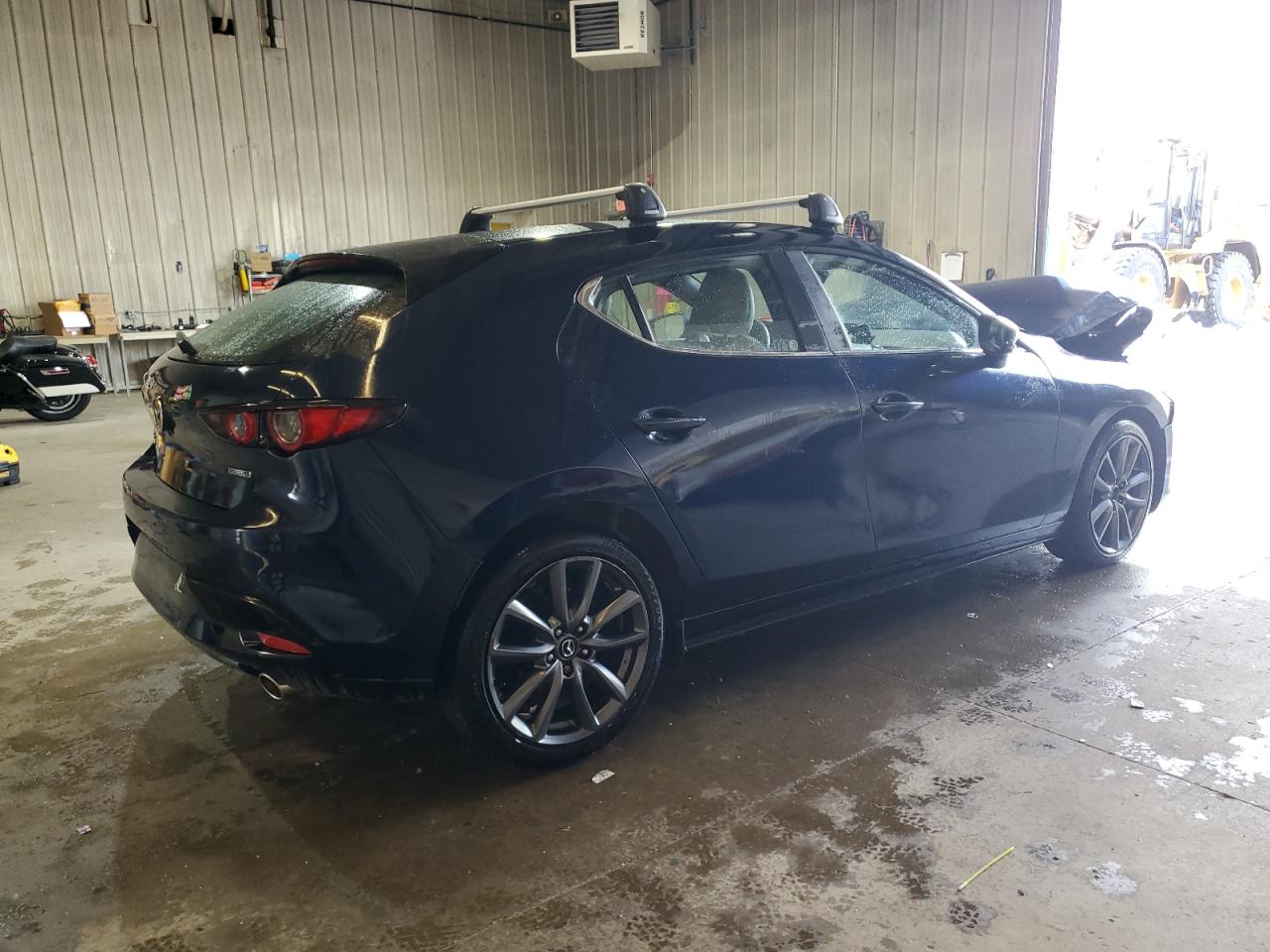 2019 Mazda 3 VIN JM1BPBJM2K1137911 Copart auction photo, front end / minor dent/scratches damage thumbnail 3