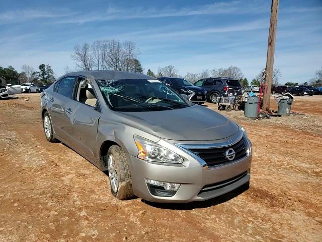 2015 Nissan Altima VIN 1N4AL3AP6FC571191 Copart auction photo, rollover damage thumbnail 11