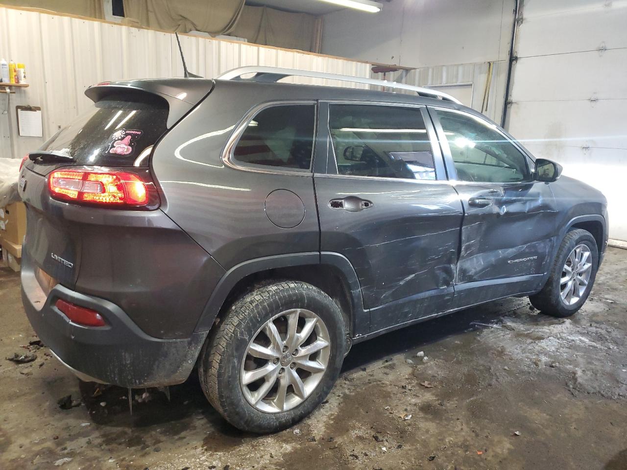2016 Jeep Grand Cherokee VIN 1C4PJMDS5GW203634 Copart auction photo, side / minor dent/scratches damage thumbnail 3