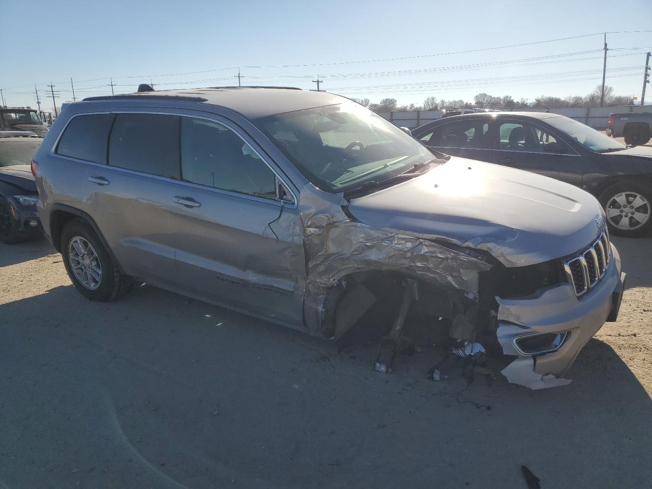 2018 Jeep Grand Cherokee VIN 1C4RJFAG7JC458198 Copart auction photo, front end / side damage thumbnail 4