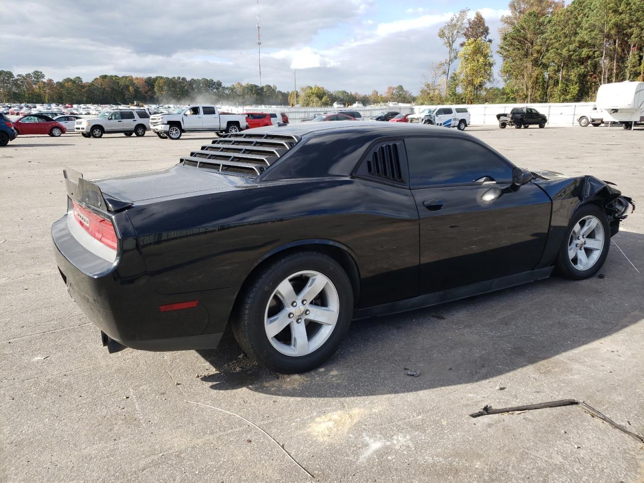 2013 Dodge Challenger VIN 2C3CDYBTXDH705028 Copart auction photo, front end damage thumbnail 3