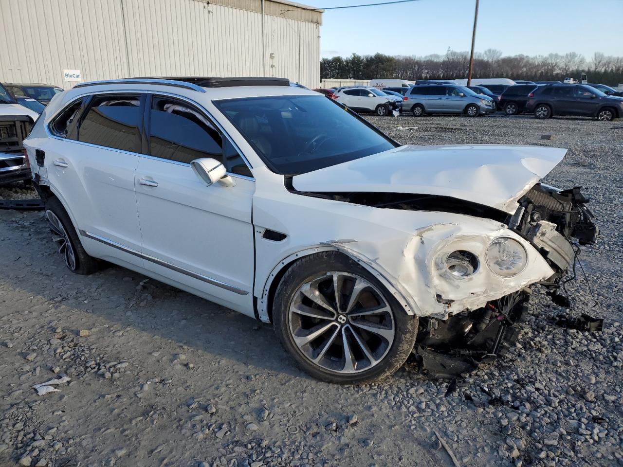 2020 Bentley Bentayga VIN SJAAM2ZV2LC028213 Copart auction photo, front end / rear end damage thumbnail 4