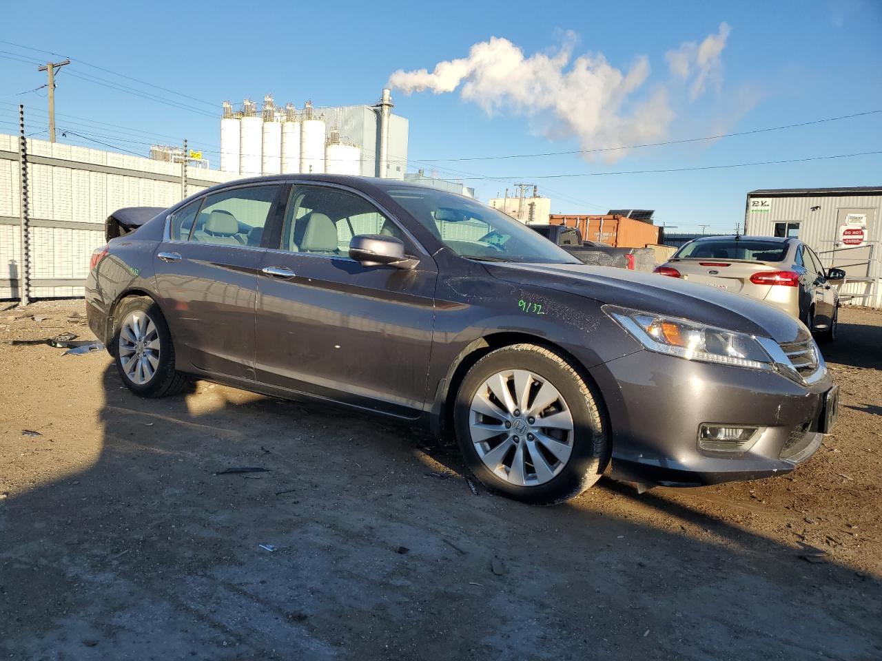 2014 Honda Accord VIN 1HGCR2F81EA117889 Copart auction photo, rear end damage thumbnail 4
