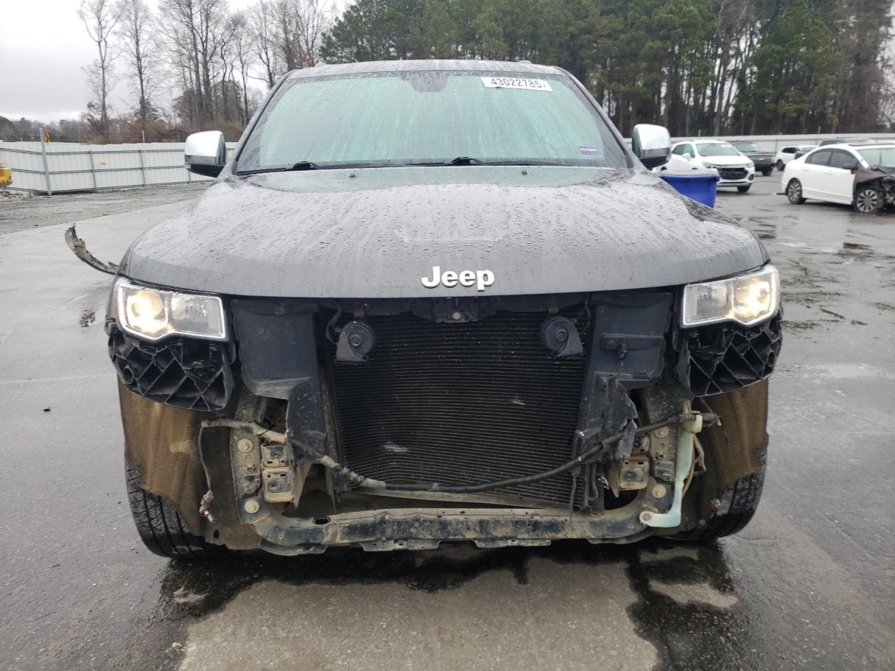 2017 Jeep Grand Cherokee VIN 1C4RJFBG2HC734800 Copart auction photo, front end / frame damage damage thumbnail 5