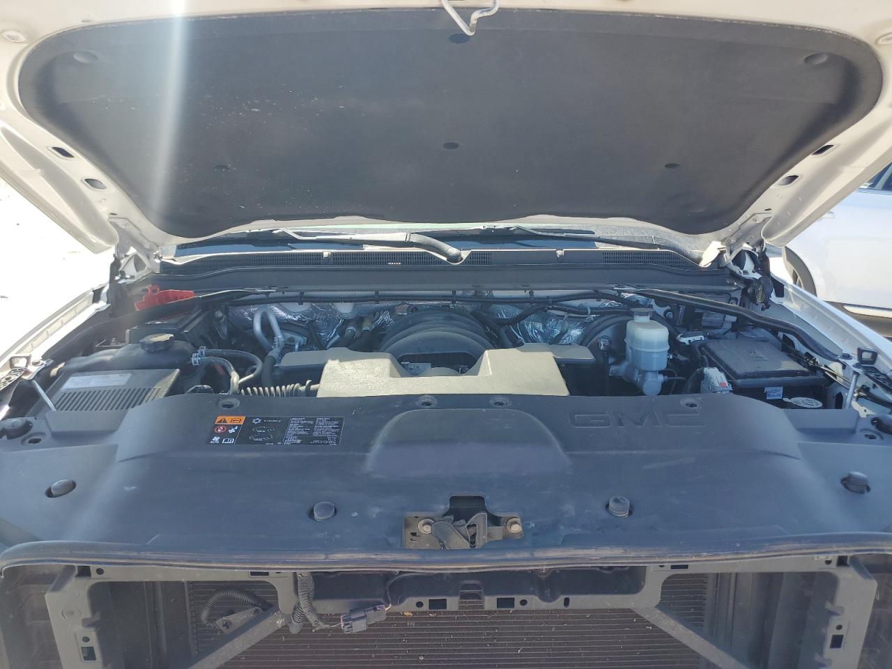 2016 GMC Yukon VIN 1GKS2CKJ7GR361844 Copart auction photo, front end damage thumbnail 11