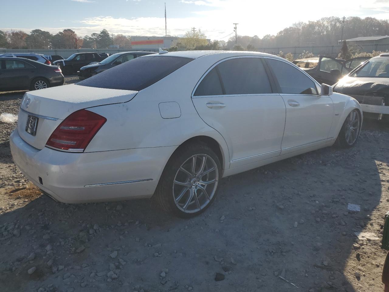 2012 Mercedes-Benz S-klasse VIN WDDNG9EB5CA441711 Copart auction photo, burn - interior damage thumbnail 3
