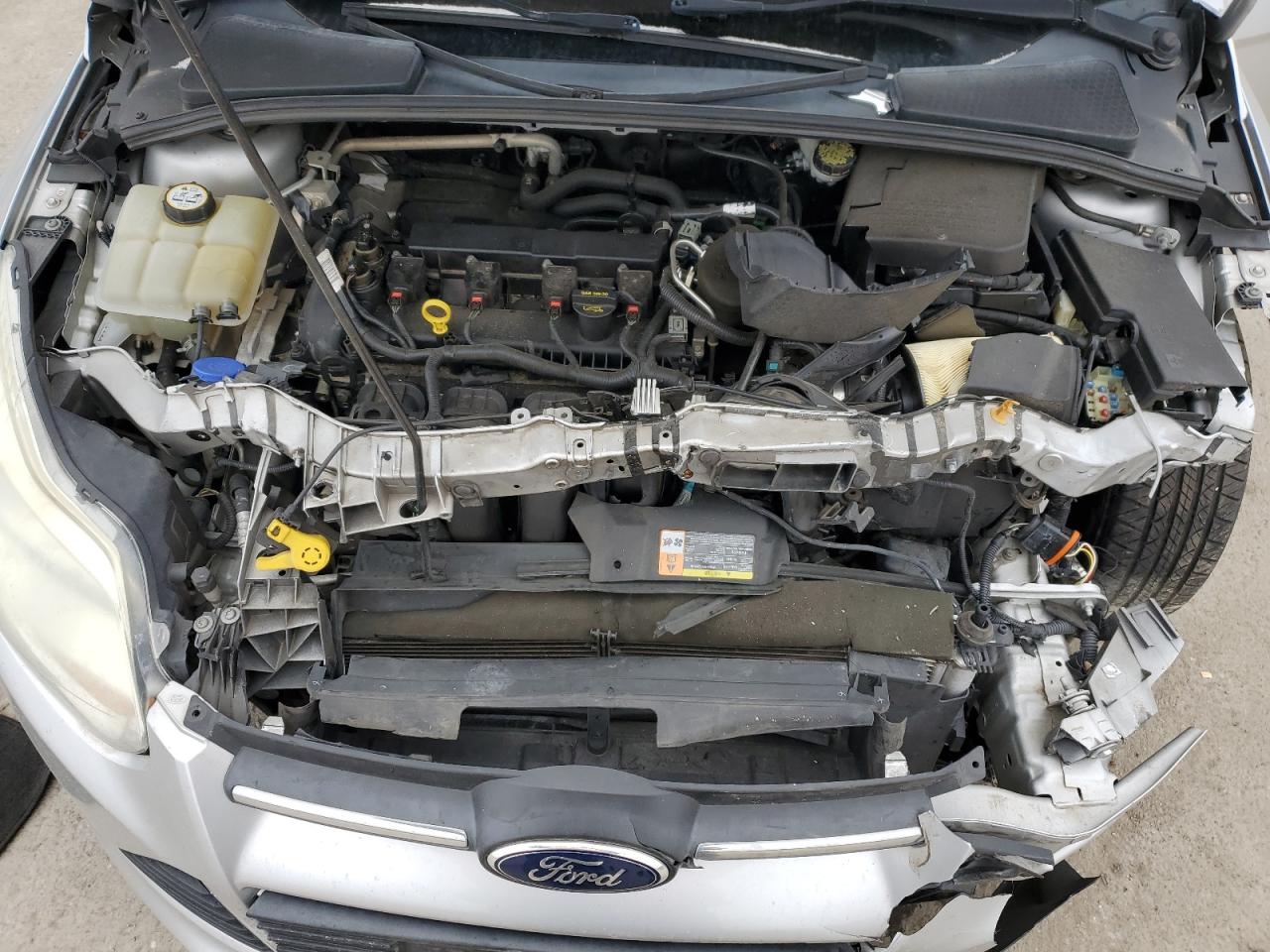2013 Ford Focus VIN 1FADP3E29DL174930 Copart auction photo, front end damage thumbnail 12