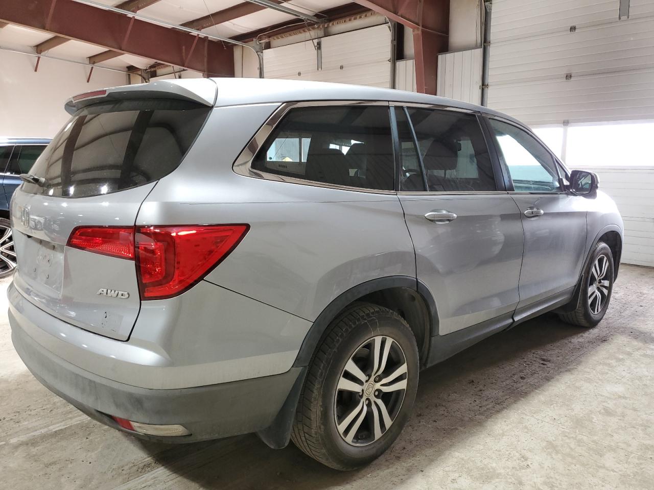 2016 Honda Pilot VIN 5FNYF6H53GB020811 Copart auction photo, side / front end damage thumbnail 3