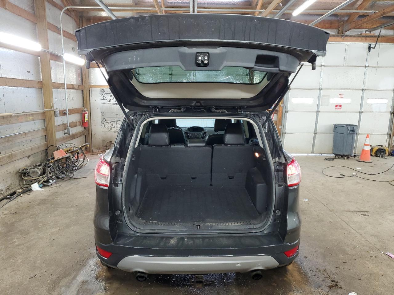 2016 Ford Escape VIN 1FMCU9GX7GUA60266 Copart auction photo, front end / side damage thumbnail 6