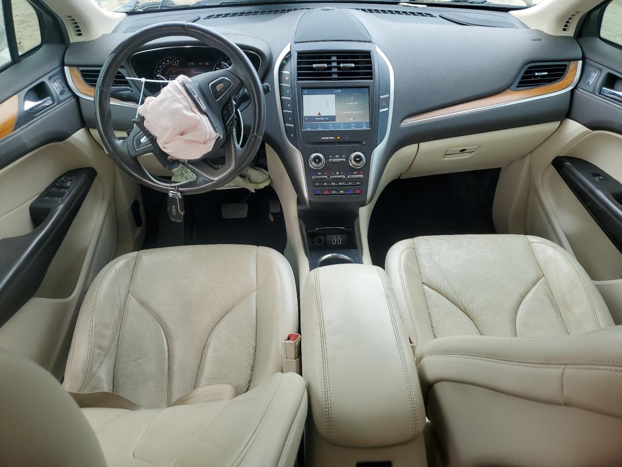 2016 Lincoln MKC VIN 5LMCJ3D98GUJ04364 Copart auction photo, front end / side damage thumbnail 8