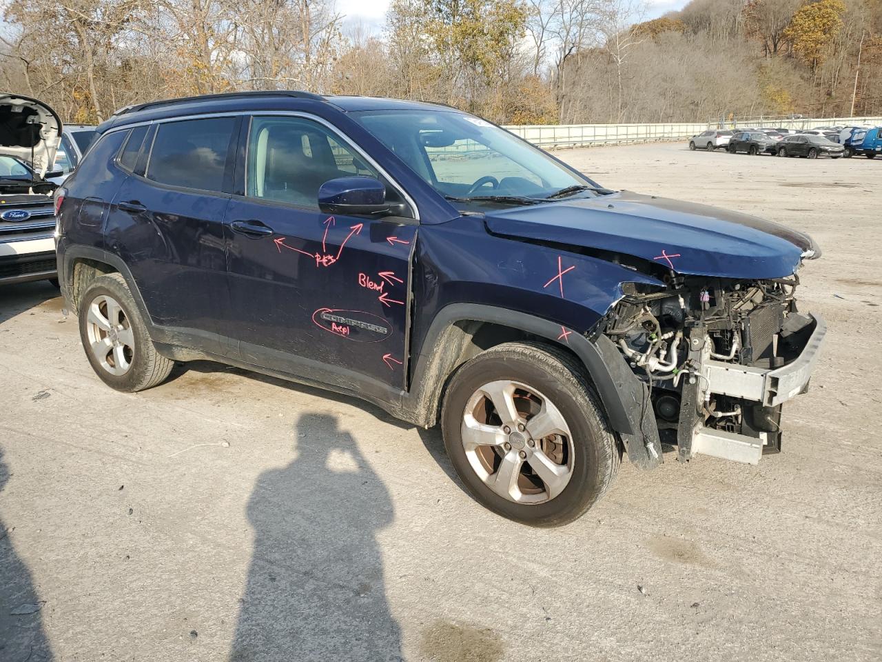 2018 Jeep Compass VIN 3C4NJDBB4JT253027 Copart auction photo, front end / side damage thumbnail 4