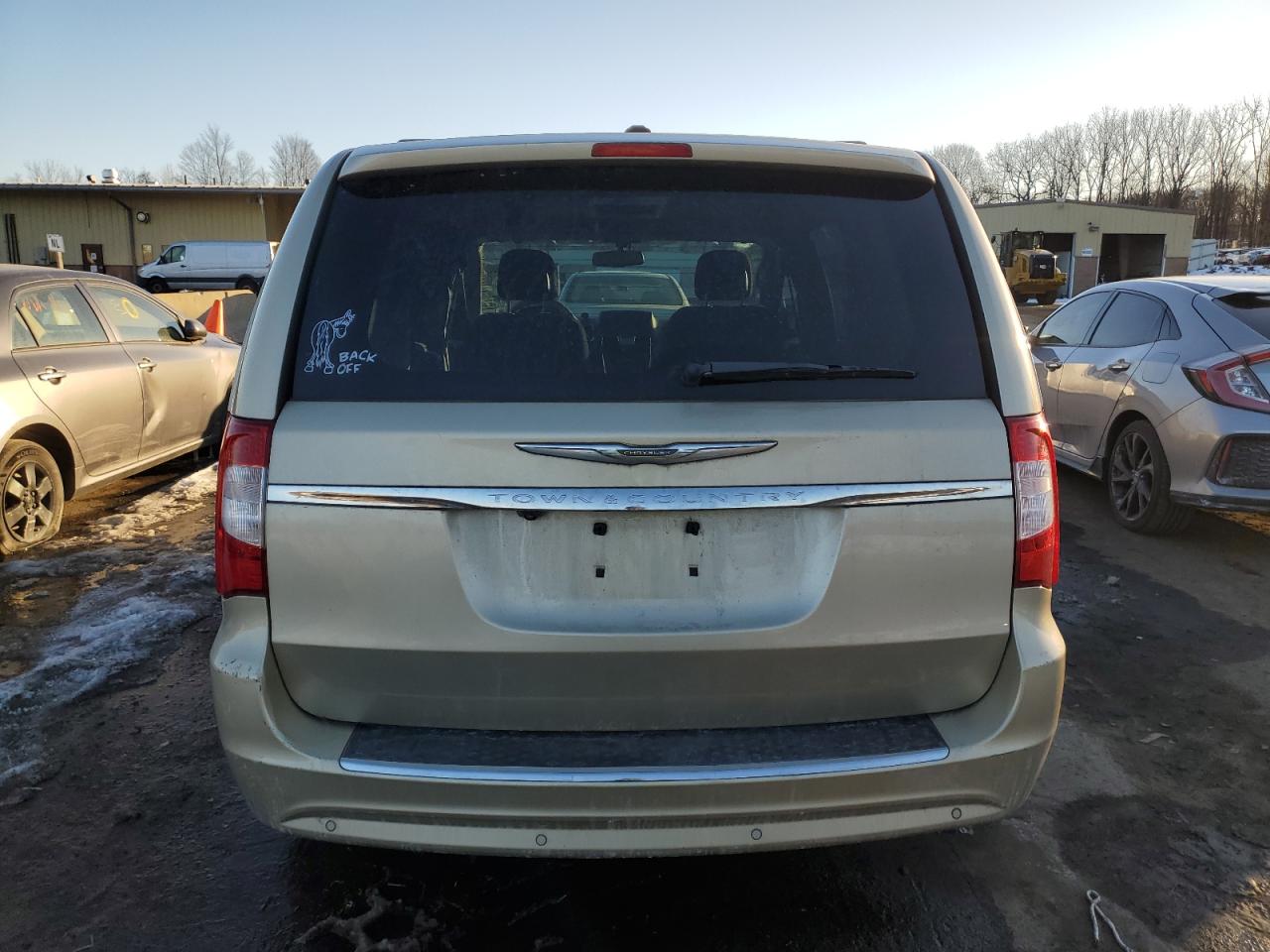 2011 Chrysler Town & Country VIN 2A4RR5DG7BR760317 Copart auction photo, front end / minor dent/scratches damage thumbnail 6