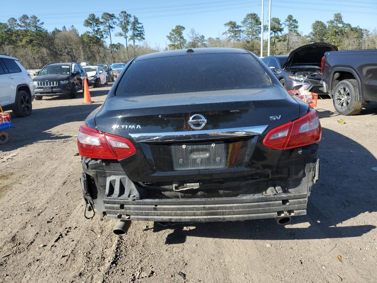 2018 Nissan Altima VIN 1N4AL3AP6JC267285 Copart auction photo, side / rear end damage thumbnail 6