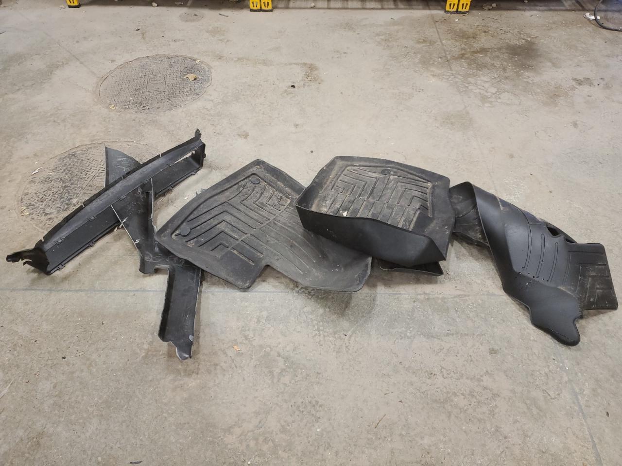 2020 Ford Explorer VIN 1FMSK8DH2LGB53049 Copart auction photo, side / front end damage thumbnail 13