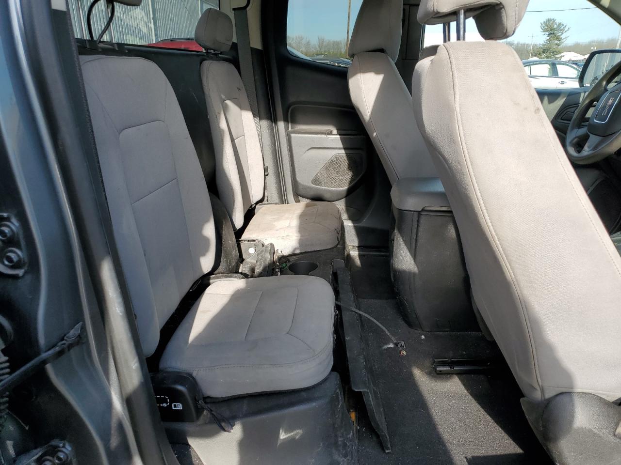 2020 GMC Canyon VIN 1GTH5BEA4L1174959 Copart auction photo, rear end / minor dent/scratches damage thumbnail 10