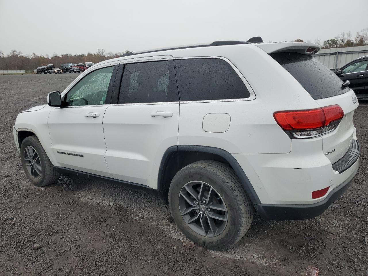 2018 Jeep Grand Cherokee VIN 1C4RJFAG4JC423280 Copart auction photo, front end / minor dent/scratches damage thumbnail 2