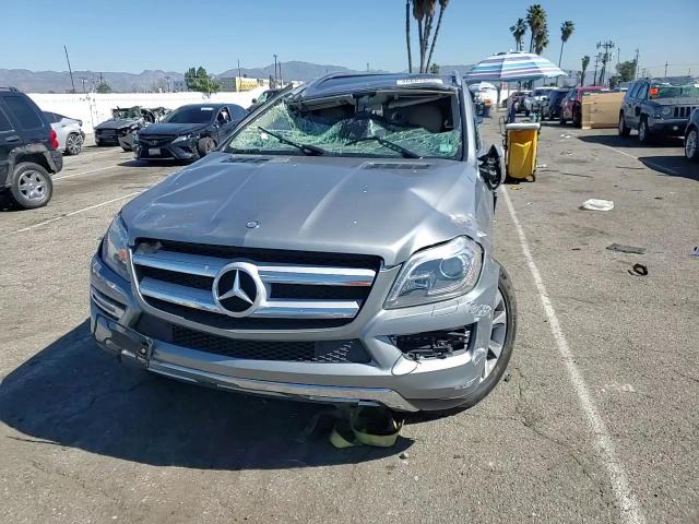 2014 Mercedes-Benz GL-klasse VIN 4JGDF7CE9EA326876 Copart auction photo, rollover damage thumbnail 12