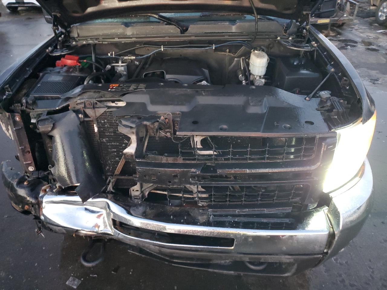 2010 Chevrolet Silverado VIN 1GC4KXBG4AF156779 Copart auction photo, front end / top/roof damage thumbnail 11