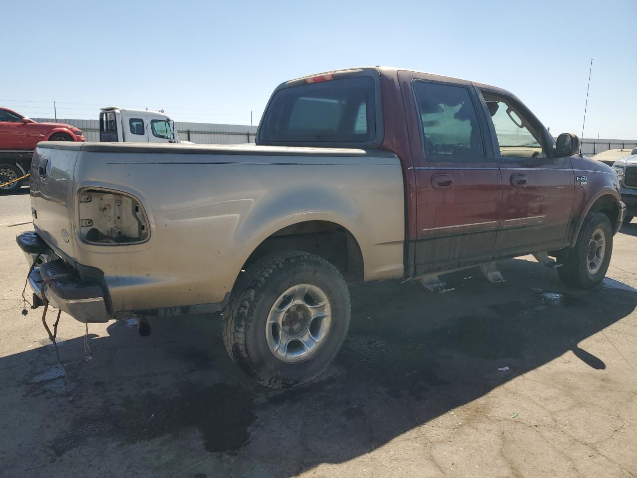 2003 Ford F-150 VIN 1FTRW08LX3KC30187 Copart auction photo, vandalism damage thumbnail 3