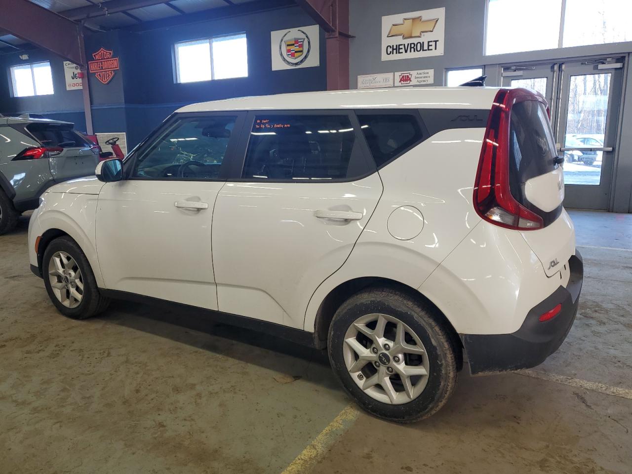 2022 KIA Soul VIN KNDJ23AUXN7167711 Copart auction photo, mechanical / minor dent/scratches damage thumbnail 2