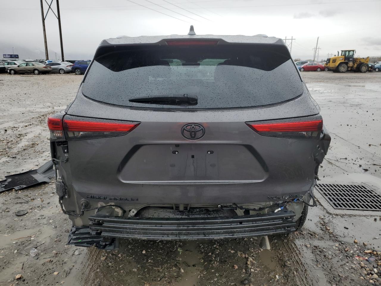 2022 Toyota Highlander VIN 5TDGZRBH4NS227658 Copart auction photo, rear end damage thumbnail 6