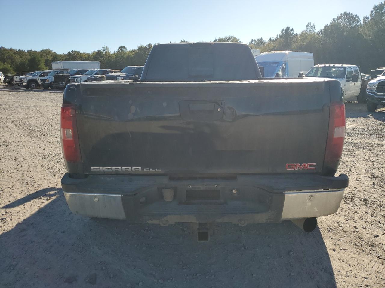 2008 GMC Sierra VIN 1GTJK33608F176636 Copart auction photo, front end damage thumbnail 6