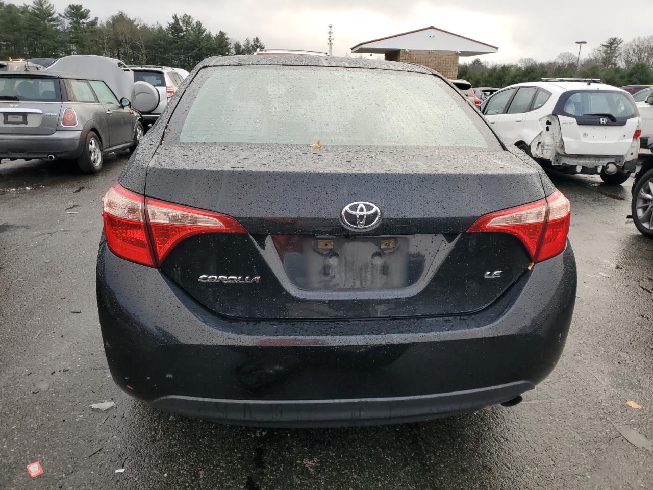 2018 Toyota Corolla VIN 5YFBURHE2JP778843 Copart auction photo, front end / minor dent/scratches damage thumbnail 6