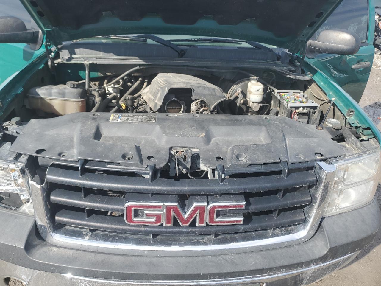 2010 GMC Sierra VIN 1GTSKVE36AZ201238 Copart auction photo, all over damage thumbnail 11