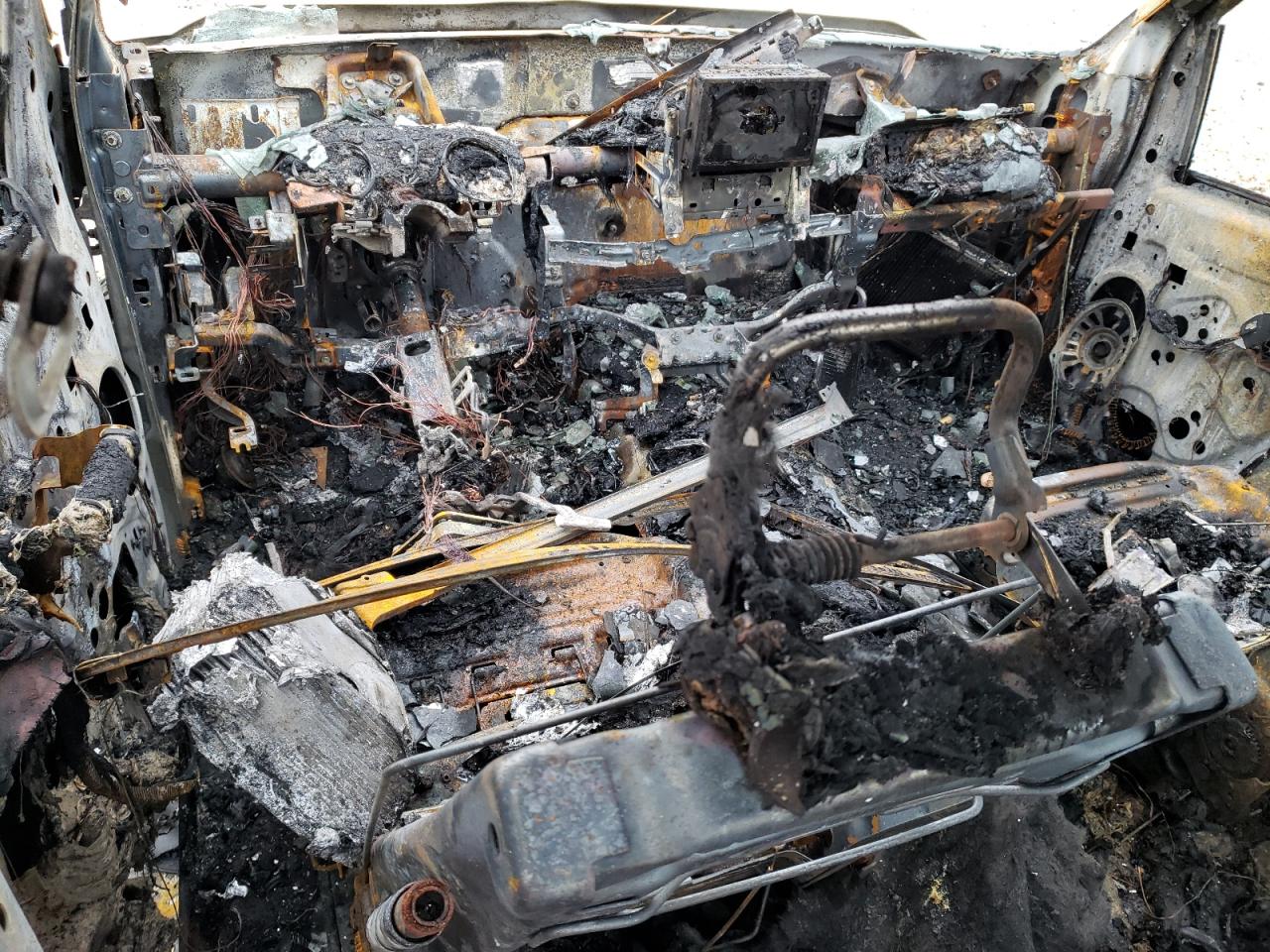 2013 Ford F350 VIN 1FT8W3DT0DEB18209 Copart auction photo, burn damage thumbnail 8