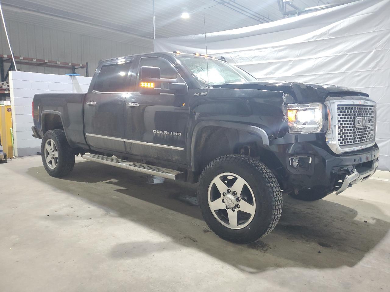2016 GMC Sierra VIN 1GT12UE87GF124987 Copart auction photo, front end / side damage thumbnail 4