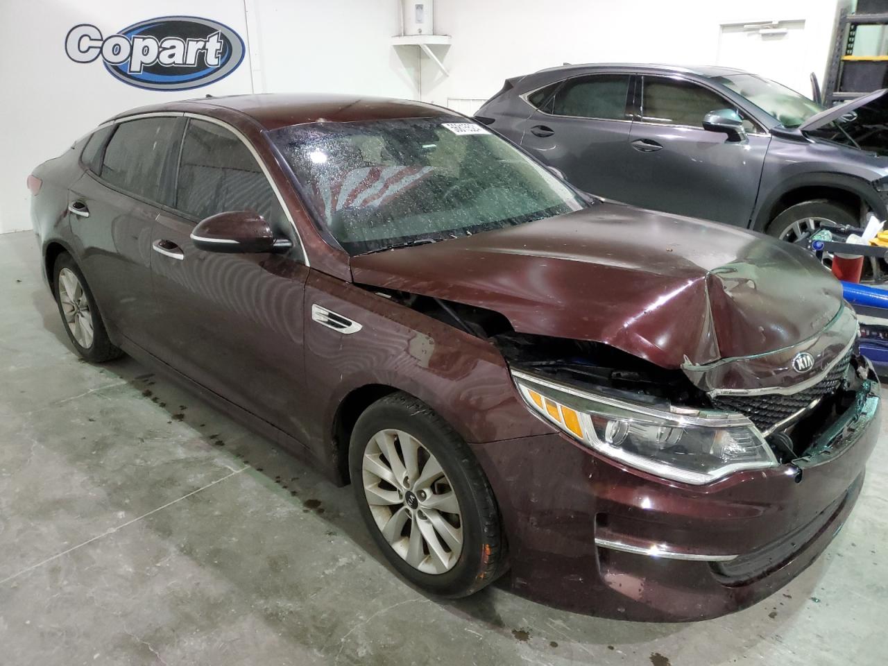 2016 KIA Optima VIN 5XXGT4L34GG015323 Copart auction photo, front end damage thumbnail 4