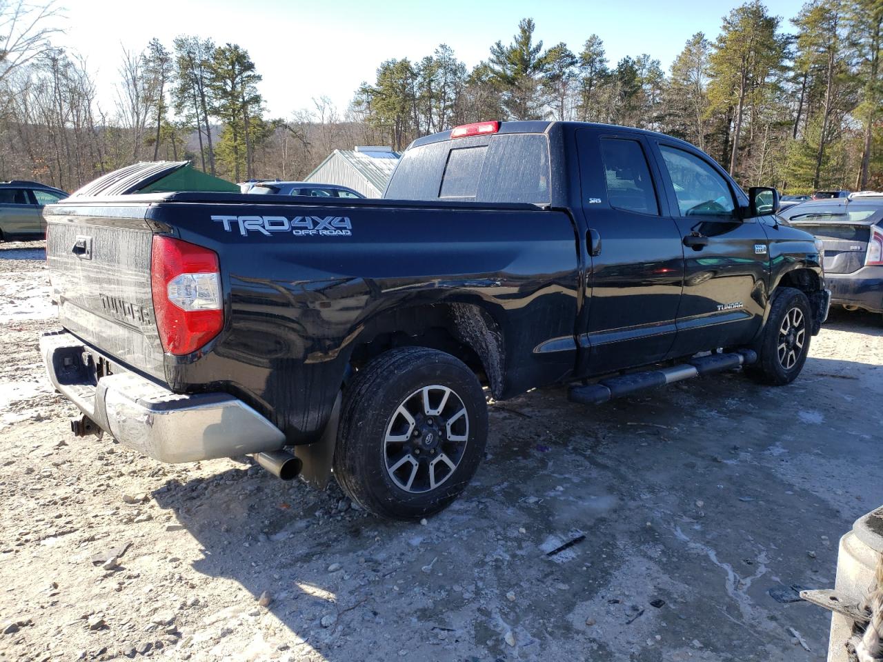 2018 Toyota Tundra VIN 5TFUY5F1XJX766138 Copart auction photo, front end / minor dent/scratches damage thumbnail 3