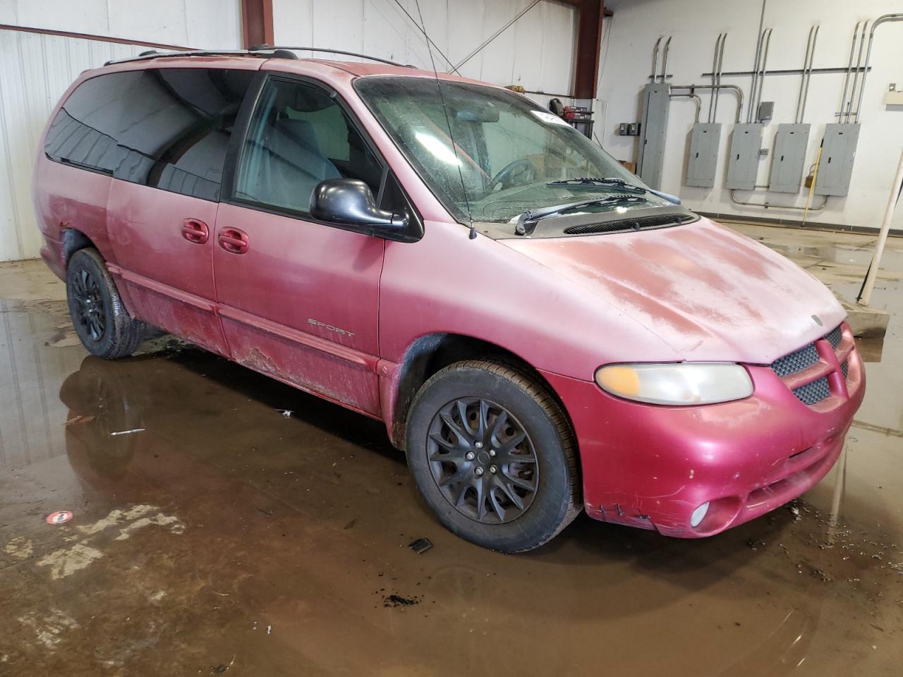 1999 Dodge Caravan VIN 1B4GP44G6XB826758 Copart auction photo, front end damage thumbnail 4